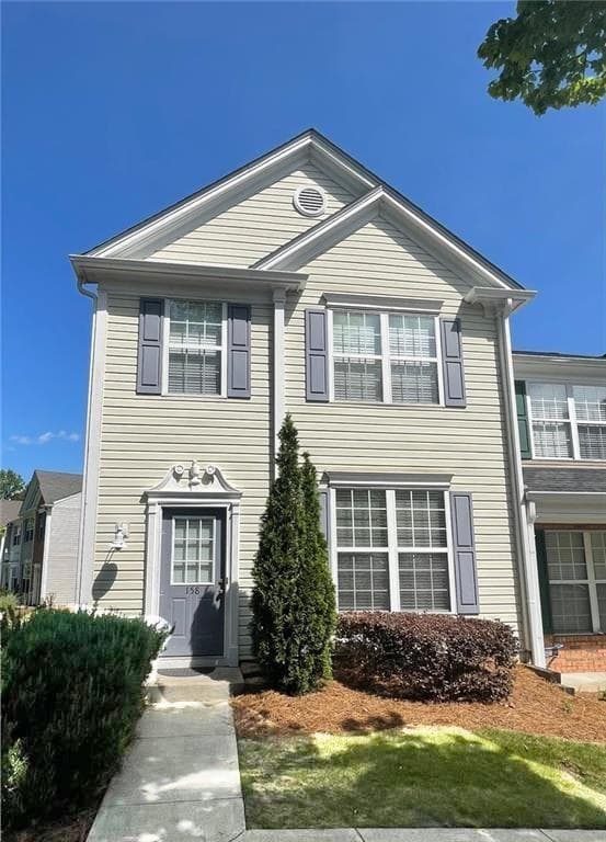 3 bedroom, 3 bathroom, 1,316 sq ft townhouse for rent at 4645 Valais Court 158, Alpharetta, GA 30022 for $2,300 a month — photo 2
