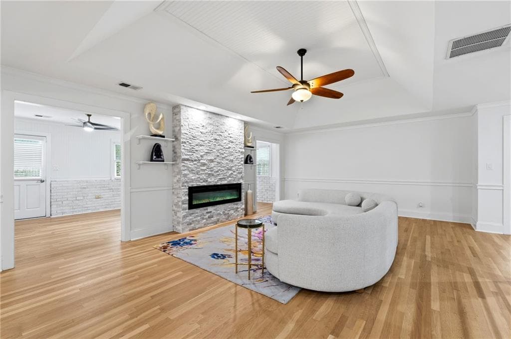 5 bedroom, 4 bathroom, 2,850 sq ft single family residence under contract at 3107 Hammock Creek Court, Conyers, GA 30012 — photo 3