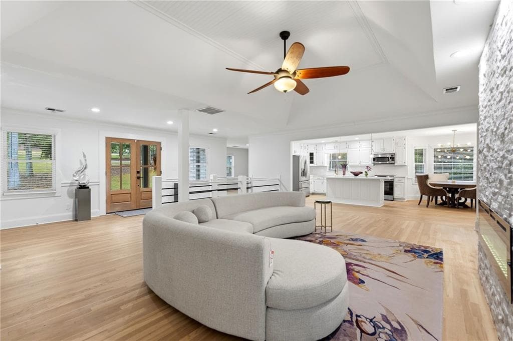 5 bedroom, 4 bathroom, 2,850 sq ft single family residence under contract at 3107 Hammock Creek Court, Conyers, GA 30012 — photo 5