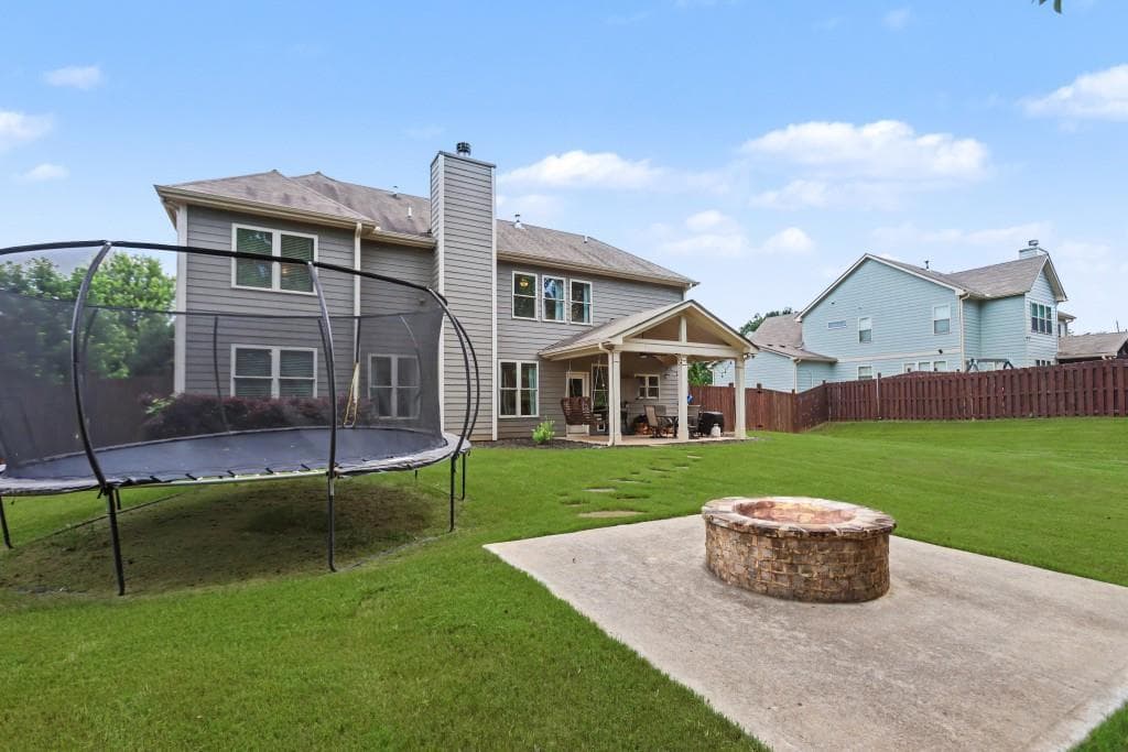 5 bedroom, 3 bathroom, 2,616 sq ft single family residence for sale at 111 Merganser Drive, Jefferson, GA 30549 — photo 4