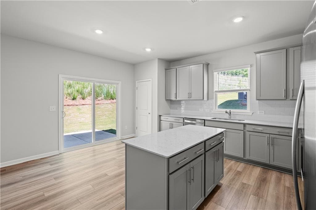 4 bedroom, 3 bathroom, 1,982 sq ft single family residence under contract at 3080 Orwell Drive, Gainesville, GA 30507 — photo 10