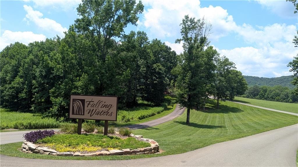 single family residence for sale at 232 Stone Cliff Drive, Ellijay, GA 30536 — photo 10