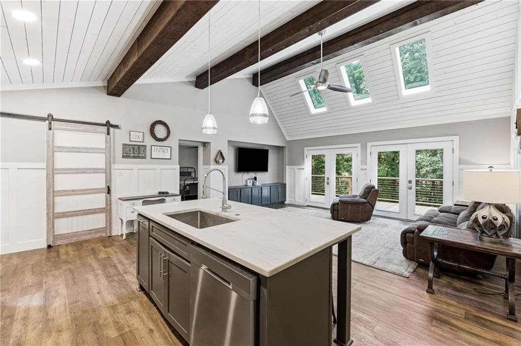 4 bedroom, 3 bathroom, 2,028 sq ft single family residence for sale at 3721 Griffin Drive, Gainesville, GA 30506 — photo 9