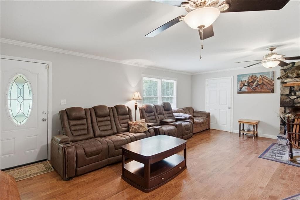 3 bedroom, 2 bathroom, 2,043 sq ft single family residence for sale at 2982 W State Rte 382, Ellijay, GA 30540 — photo 8