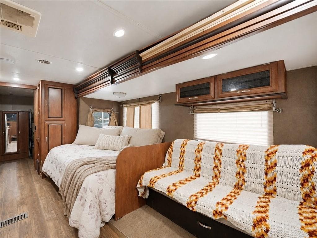 2 bedroom, 1 bathroom, 250 sq ft single family residence for sale at 156 13th Street, Ellijay, GA 30540 — photo 6