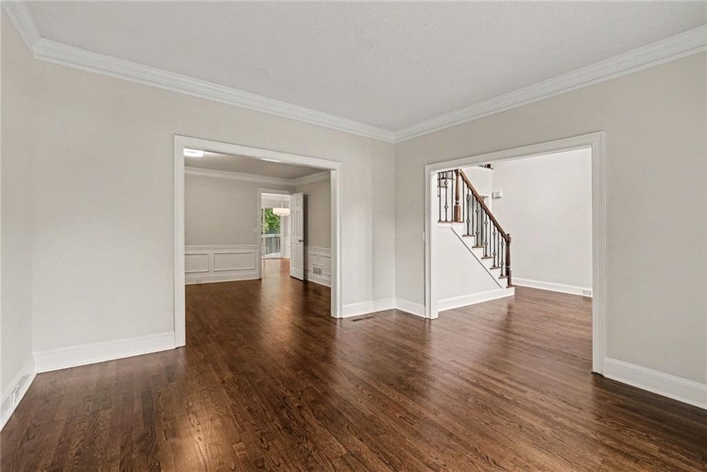 5 bedroom, 4 bathroom, 4,039 sq ft single family residence for sale at 810 Deep Lake Drive, Kennesaw, GA 30144 — photo 5