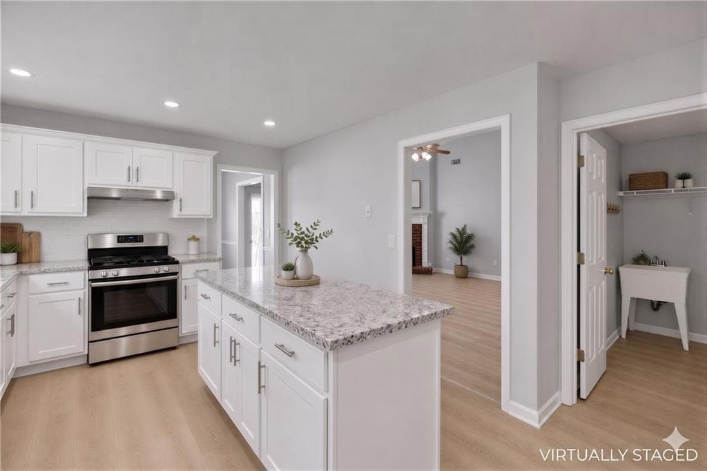 4 bedroom, 2 bathroom, 2,060 sq ft single family residence under contract at 352 Olde Wick Trail, Hoschton, GA 30548 — photo 6