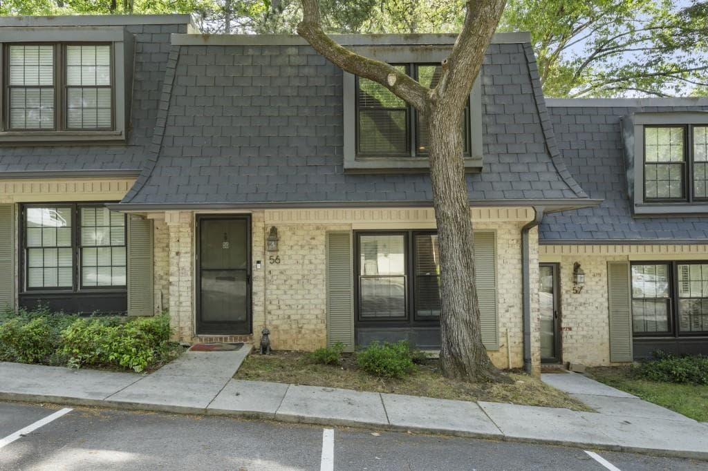 2 bedroom, 3 bathroom, 1,300 sq ft townhouse under contract at 56 Cantey Place, Atlanta, GA 30327