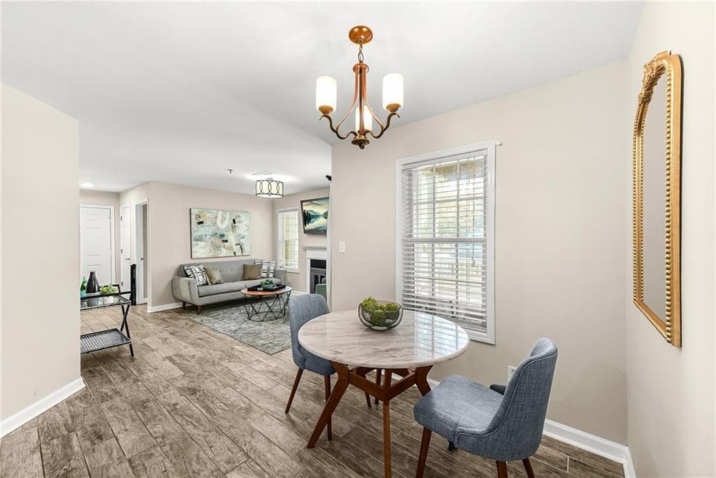 2 bedroom, 2 bathroom, 1,008 sq ft condominium for sale at 2174 River Heights Court, Marietta, GA 30067 — photo 5