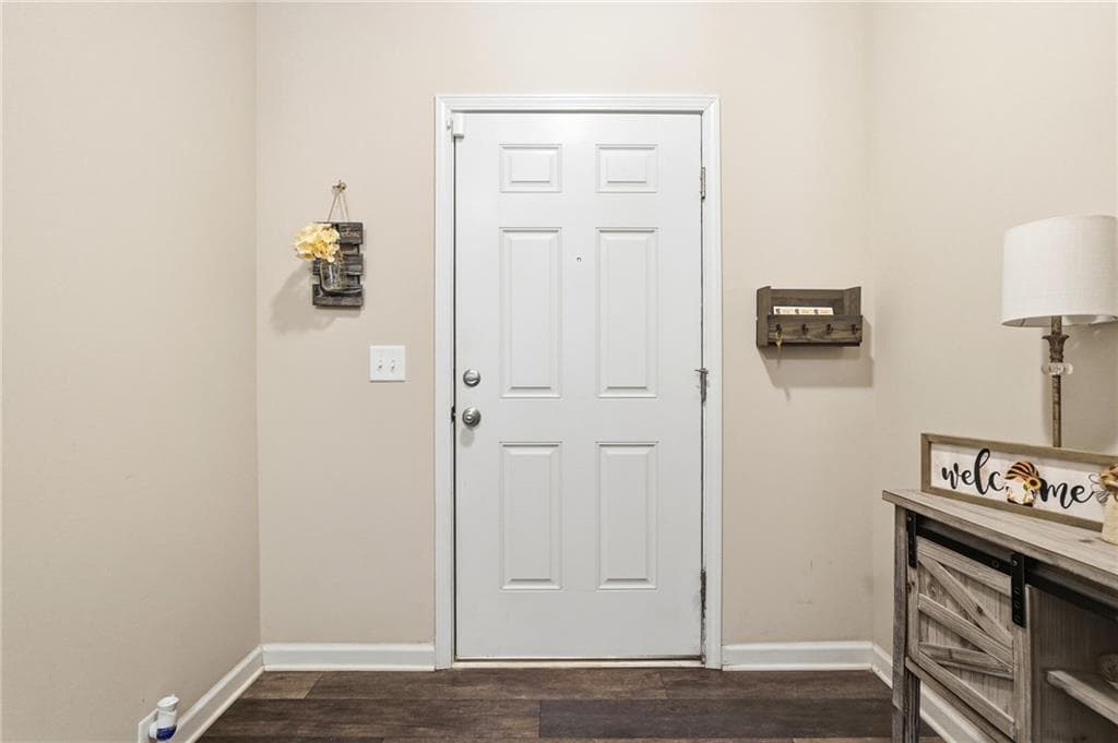 3 bedroom, 3 bathroom, 1,976 sq ft townhouse under contract at 419 Crescent Woode Drive, Dallas, GA 30157 — photo 4