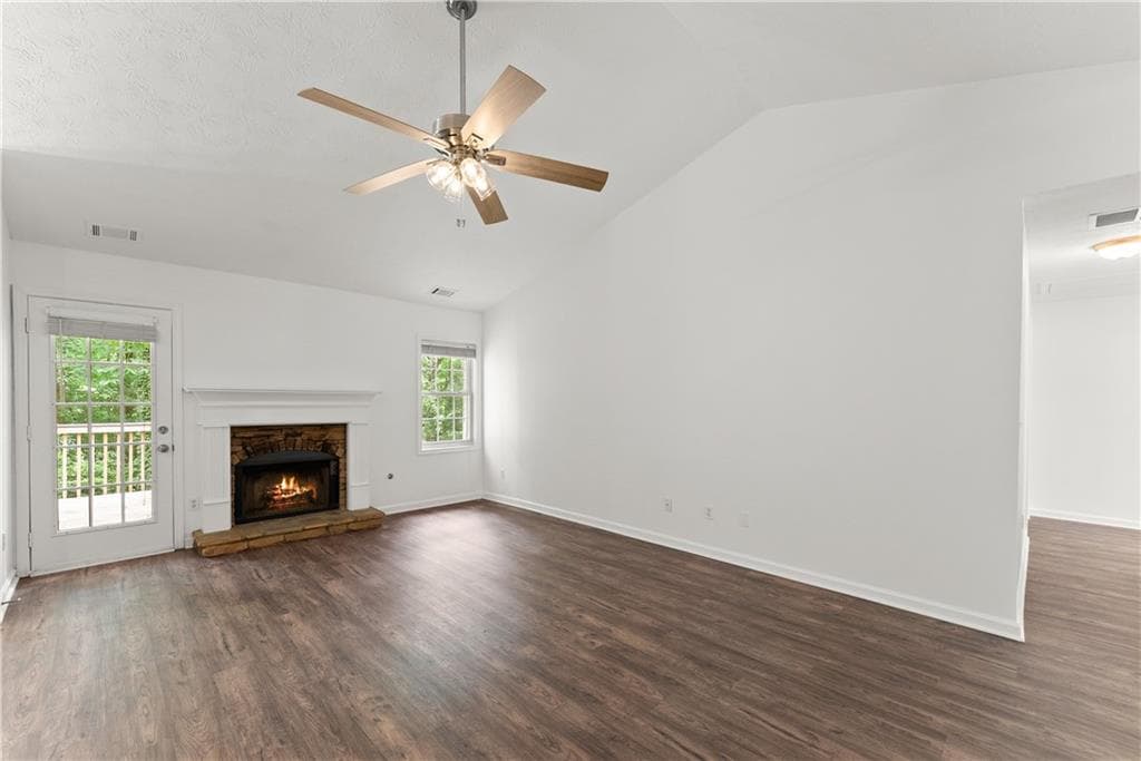 3 bedroom, 2 bathroom, 1,588 sq ft single family residence for sale at 6000 Devonshire Drive, Flowery Branch, GA 30542 — photo 8