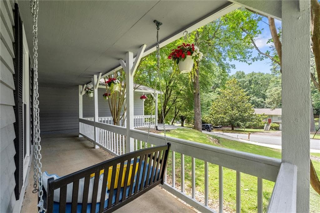 3 bedroom, 2 bathroom, 1,491 sq ft single family residence for sale at 745 Waterbrook Terrace, Roswell, GA 30076 — photo 10
