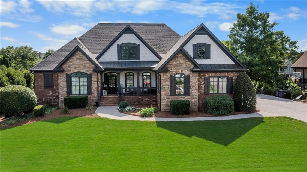 7 bedroom, 5 bathroom, 5,382 sq ft single family residence under contract at 4 Creekstone Court, Cartersville, GA 30120