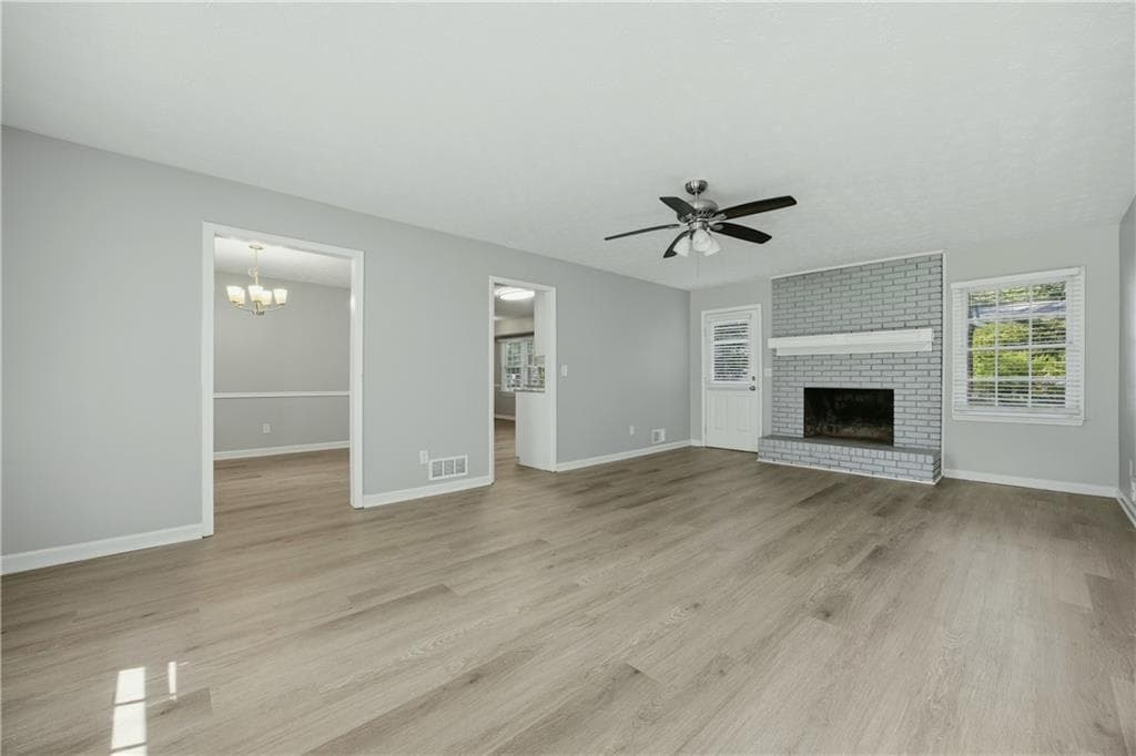 3 bedroom, 2 bathroom, 1,446 sq ft single family residence for sale at 2409 Three Bars Drive, Snellville, GA 30078 — photo 2