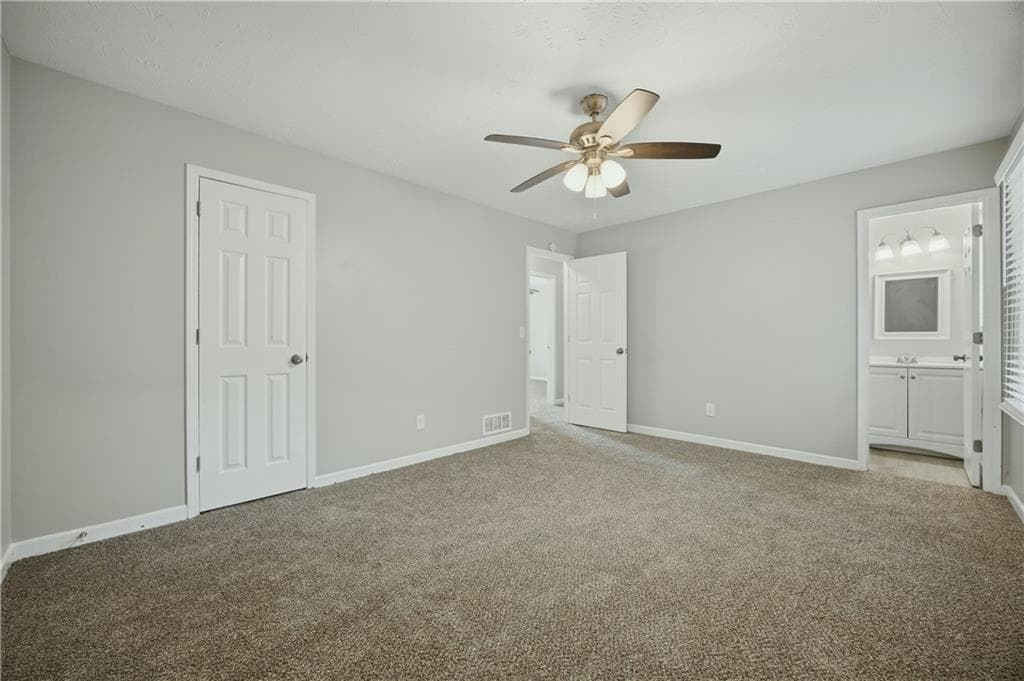 3 bedroom, 2 bathroom, 1,446 sq ft single family residence for sale at 2409 Three Bars Drive, Snellville, GA 30078 — photo 8
