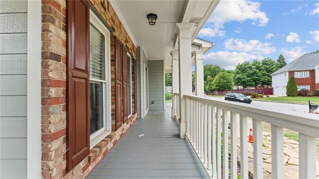 5 bedroom, 4 bathroom, 3,211 sq ft single family residence for sale at 2295 Worthington Drive, Powder Springs, GA 30127 — photo 4