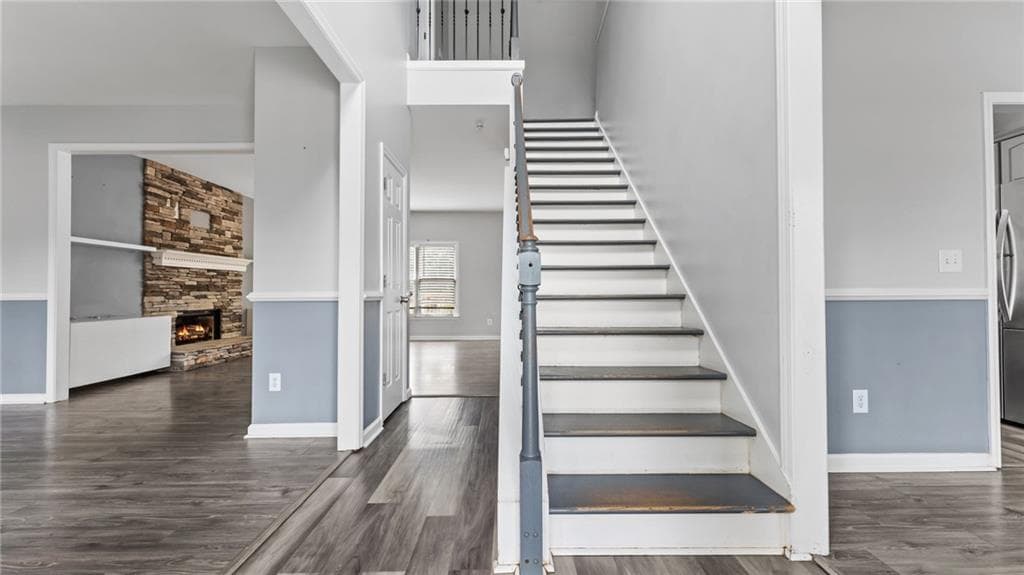 5 bedroom, 4 bathroom, 3,211 sq ft single family residence for sale at 2295 Worthington Drive, Powder Springs, GA 30127 — photo 5
