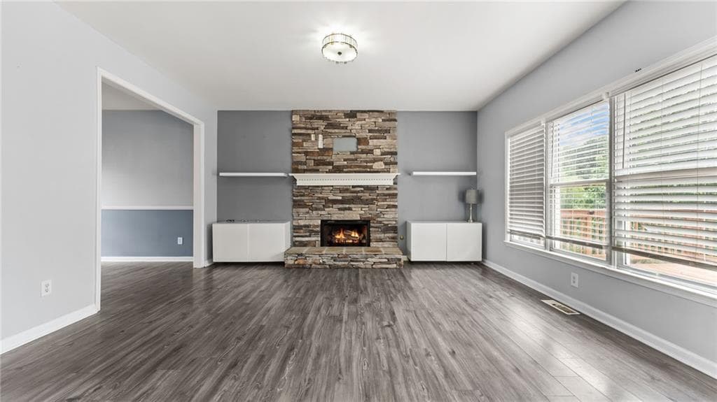 5 bedroom, 4 bathroom, 3,211 sq ft single family residence for sale at 2295 Worthington Drive, Powder Springs, GA 30127 — photo 8