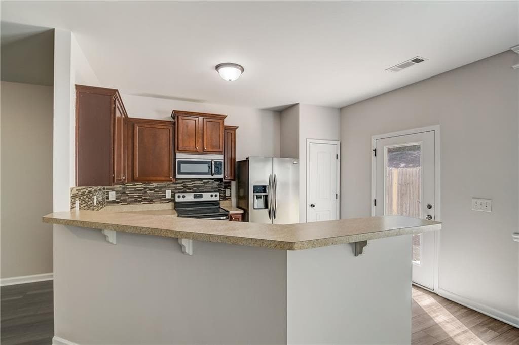 3 bedroom, 3 bathroom, 1,508 sq ft townhouse for rent at 544 Oakside Place, Acworth, GA 30102 for $2,050 a month — photo 5