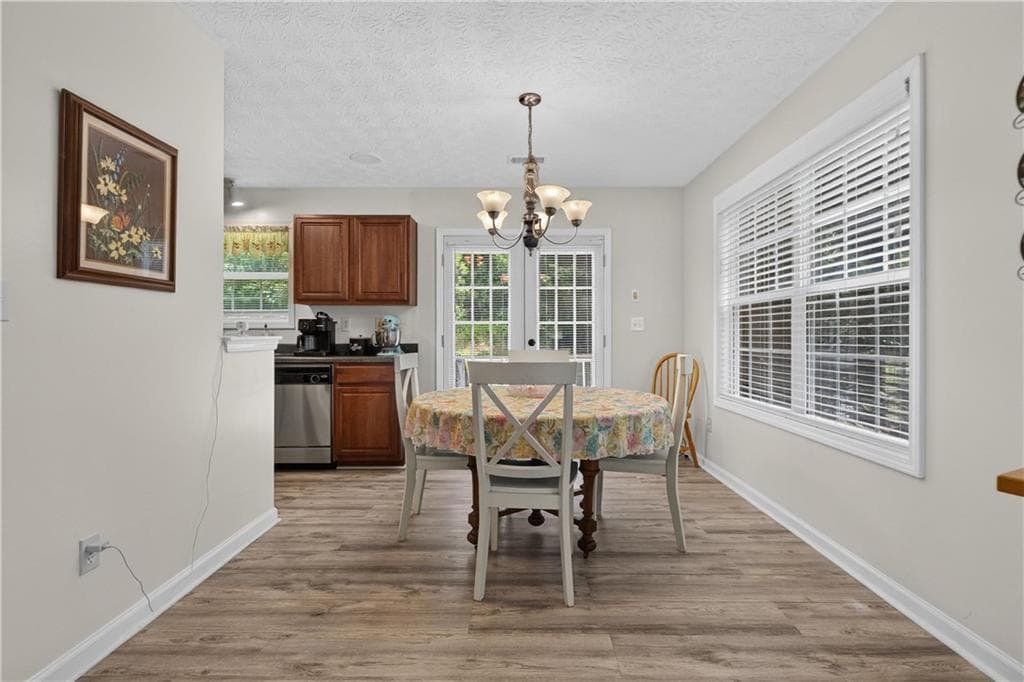 4 bedroom, 3 bathroom, 1,320 sq ft single family residence under contract at 2287 Turtle Cove Throughway, Monticello, GA 31064 — photo 6