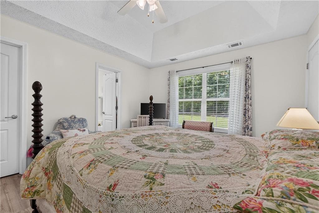 4 bedroom, 3 bathroom, 1,320 sq ft single family residence under contract at 2287 Turtle Cove Throughway, Monticello, GA 31064 — photo 10