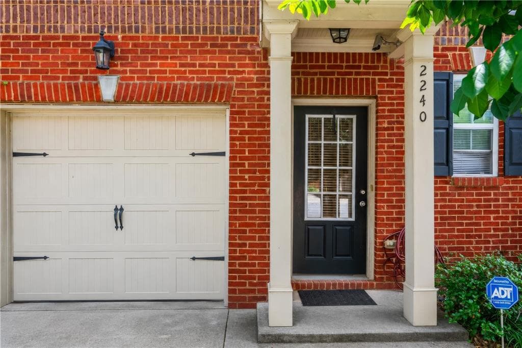 3 bedroom, 3 bathroom, 1,574 sq ft townhouse under contract at 2240 Ferentz Trace, Norcross, GA 30071 — photo 4