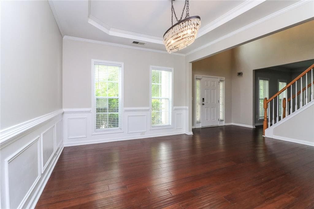 5 bedroom, 4 bathroom, 3,184 sq ft single family residence for sale at 911 Queensbrooke Way, Mableton, GA 30126 — photo 8