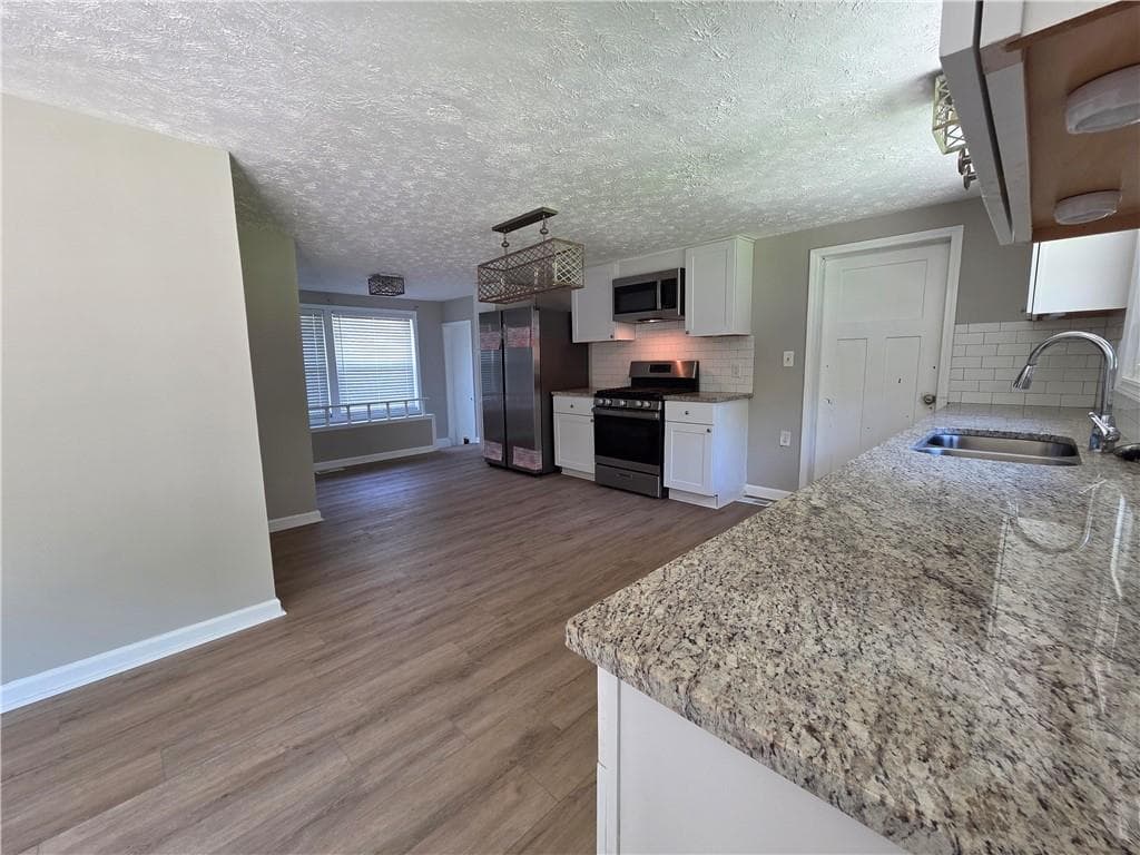 6 bedroom, 5 bathroom, 2,616 sq ft single family residence for sale at 3971 Buchanan Highway, Dallas, GA 30157 — photo 10