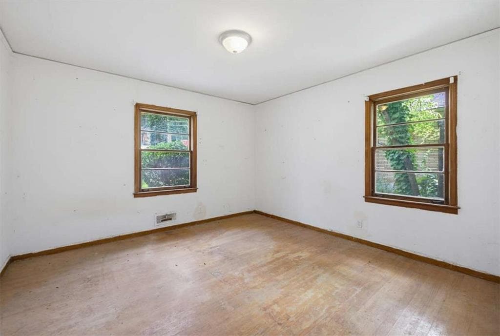 3 bedroom, 2 bathroom, 1,350 sq ft single family residence under contract at 1900 Windsor Drive, Atlanta, GA 30311 — photo 9