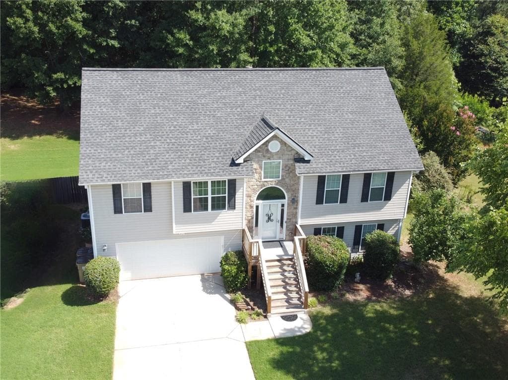 5 bedroom, 3 bathroom, 2,577 sq ft single family residence for sale at 713 Moonlite Trace, Winder, GA 30680 — photo 8