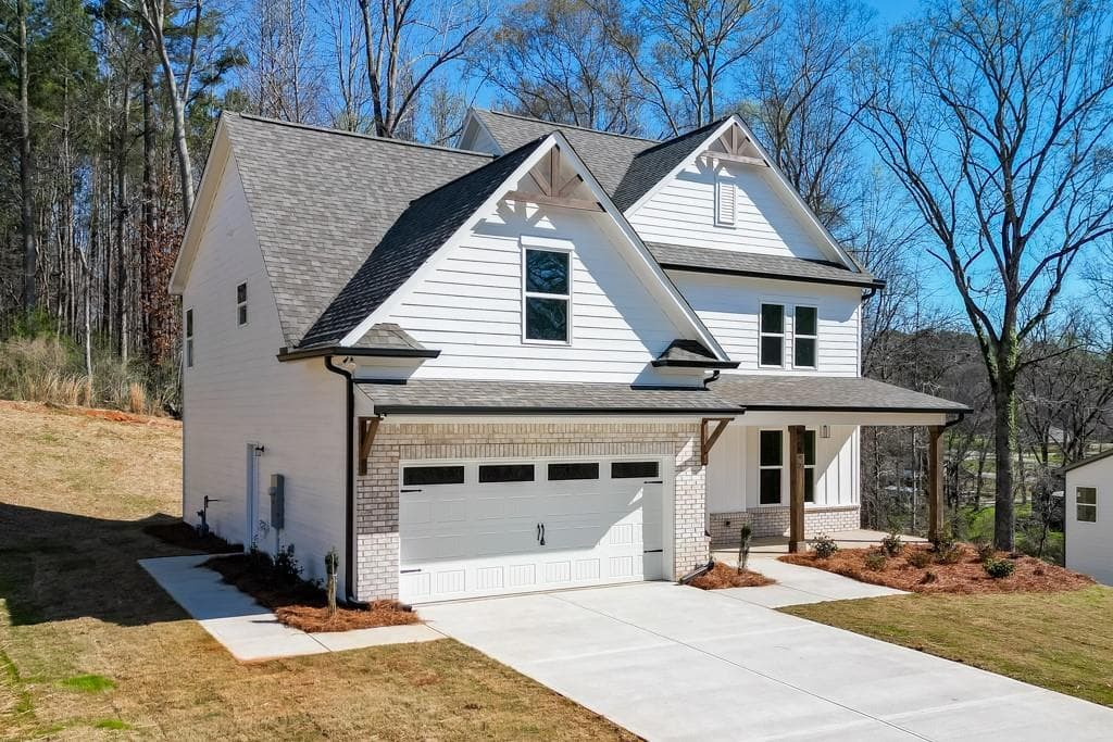 4 bedroom, 3 bathroom, 2,674 sq ft single family residence for sale at 979 Lakeview, Commerce, GA 30529 — photo 3