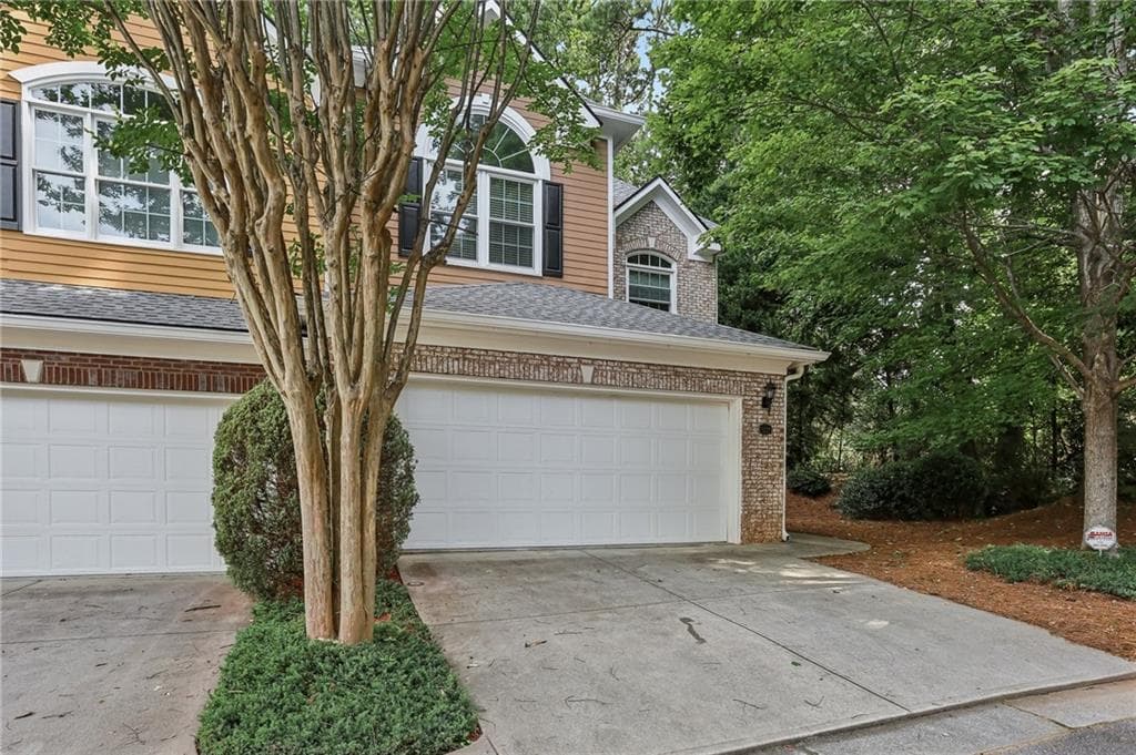 2 bedroom, 3 bathroom, 1,951 sq ft townhouse for sale at 3239 Tomeh Way, Tucker, GA 30084 — photo 5