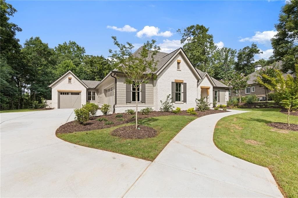 4 bedroom, 5 bathroom, 3,513 sq ft single family residence for sale at 5416 Planting Field Lane, Flowery Branch, GA 30542 — photo 5