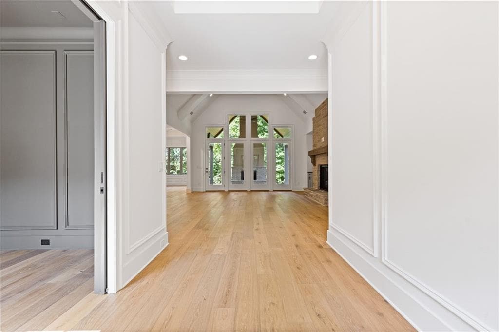 4 bedroom, 5 bathroom, 3,513 sq ft single family residence for sale at 5416 Planting Field Lane, Flowery Branch, GA 30542 — photo 8