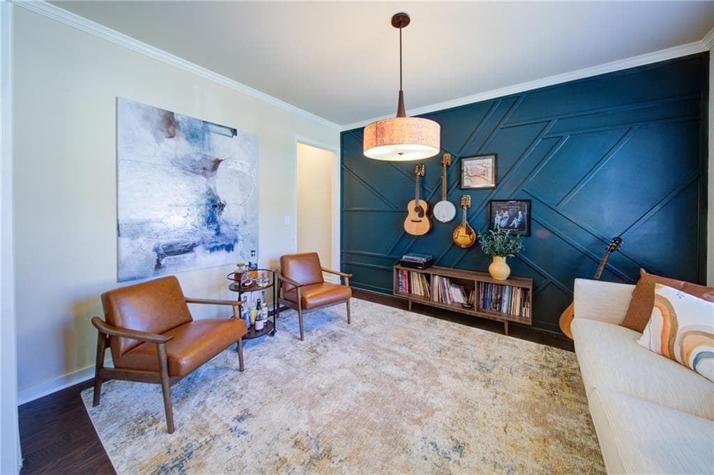 4 bedroom, 5 bathroom, 4,315 sq ft single family residence for sale at 4950 Plainsman Circle, Cumming, GA 30028 — photo 5