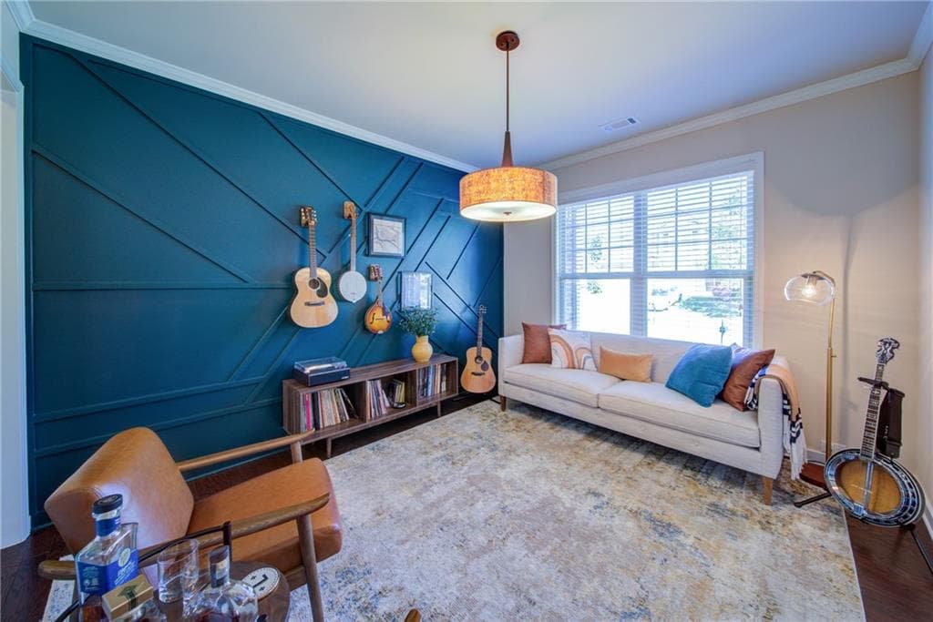 4 bedroom, 5 bathroom, 4,315 sq ft single family residence for sale at 4950 Plainsman Circle, Cumming, GA 30028 — photo 6