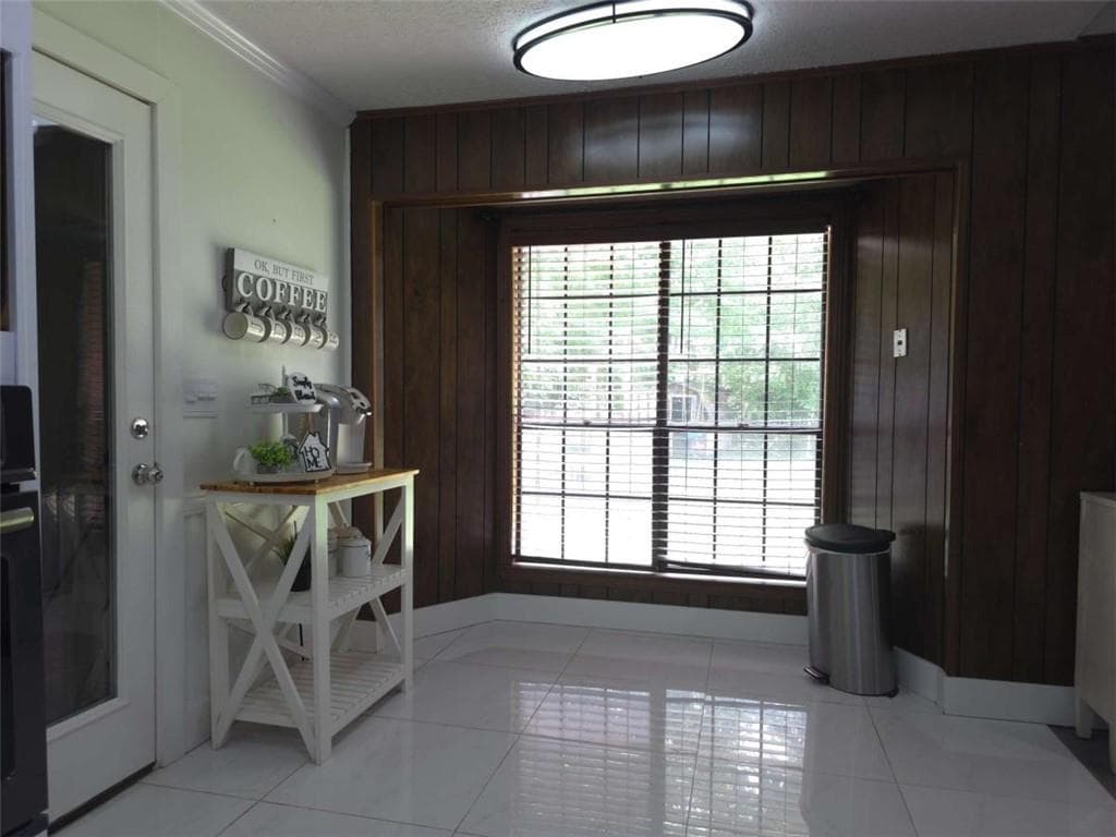 3 bedroom, 2 bathroom, 1,789 sq ft single family residence under contract at 5563 Button Gwinnett Place, Norcross, GA 30093 — photo 10