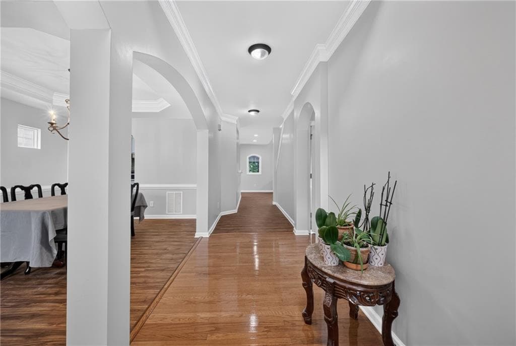 5 bedroom, 4 bathroom, 3,883 sq ft single family residence under contract at 1381 Scenic Pines Drive, Lawrenceville, GA 30044 — photo 6