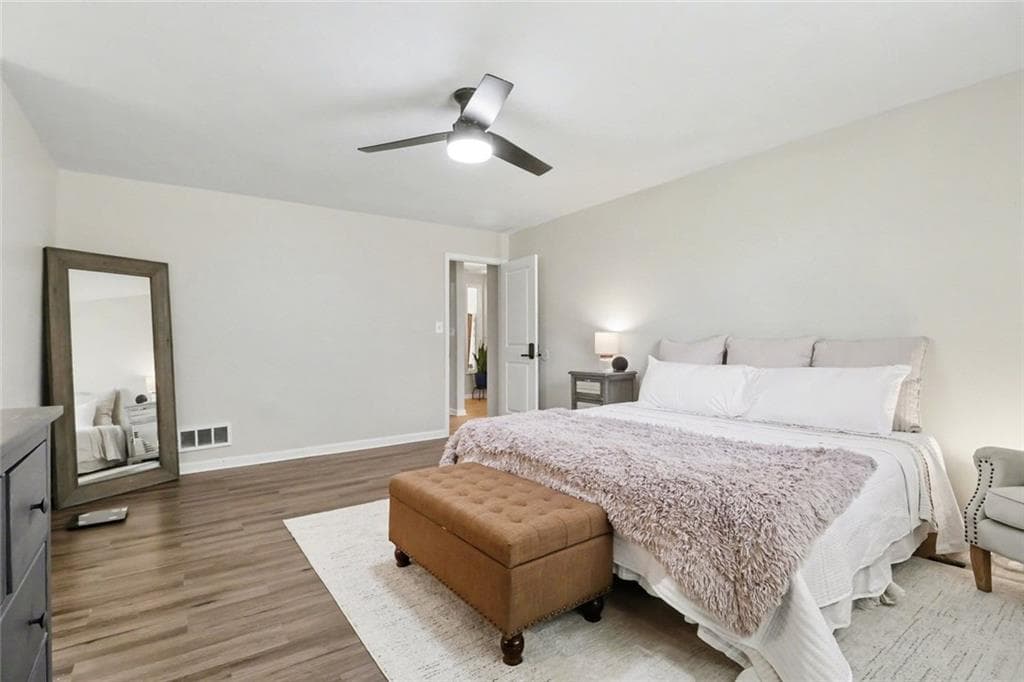 3 bedroom, 4 bathroom, 1,575 sq ft single family residence for sale at 1370 Terramont Drive, Roswell, GA 30076 — photo 4