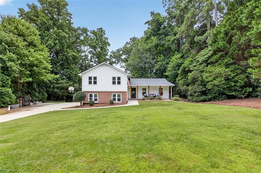 3 bedroom, 2 bathroom, 1,731 sq ft single family residence sold at 4205 Manor House Drive, Marietta, GA 30062