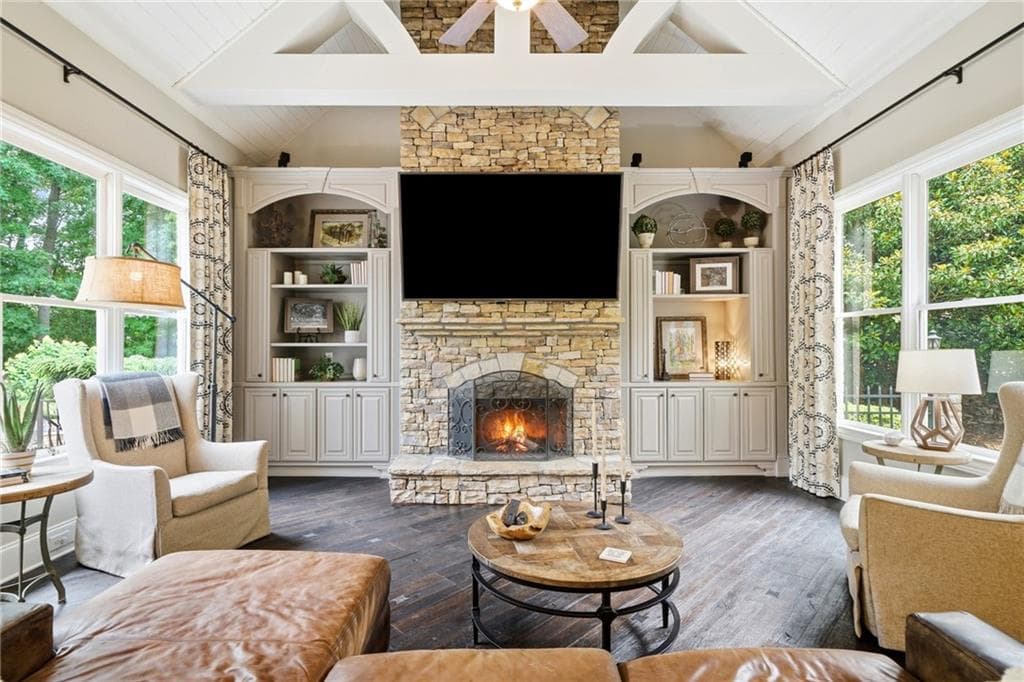 5 bedroom, 7 bathroom, 8,114 sq ft single family residence for sale at 2830 Manor Bridge Drive, Alpharetta, GA 30004 — photo 5