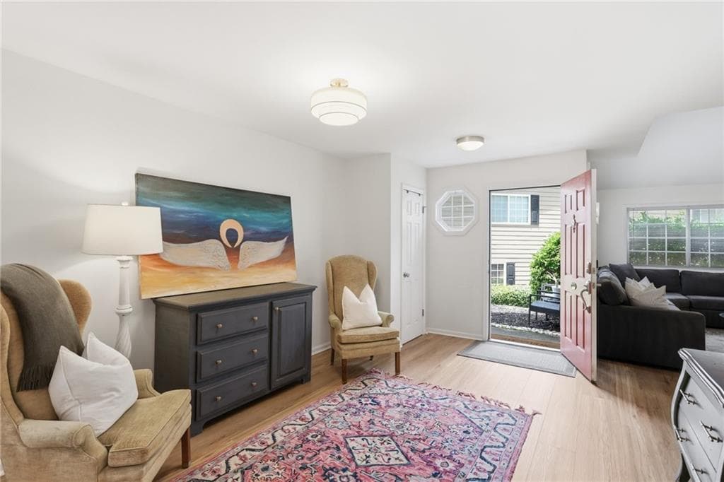 2 bedroom, 3 bathroom, 1,290 sq ft condominium under contract at 1468 Briarwood Road 301, Atlanta, GA 30319 — photo 4