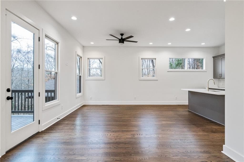 3 bedroom, 4 bathroom, 1,910 sq ft single family residence for sale at 1453 Bridges Avenue, Atlanta, GA 30310 — photo 8