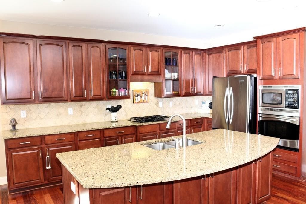 6 bedroom, 4 bathroom, 4,431 sq ft single family residence for rent at 2217 Chaseford Lane, Powder Springs, GA 30127 for $3,700 a month — photo 6