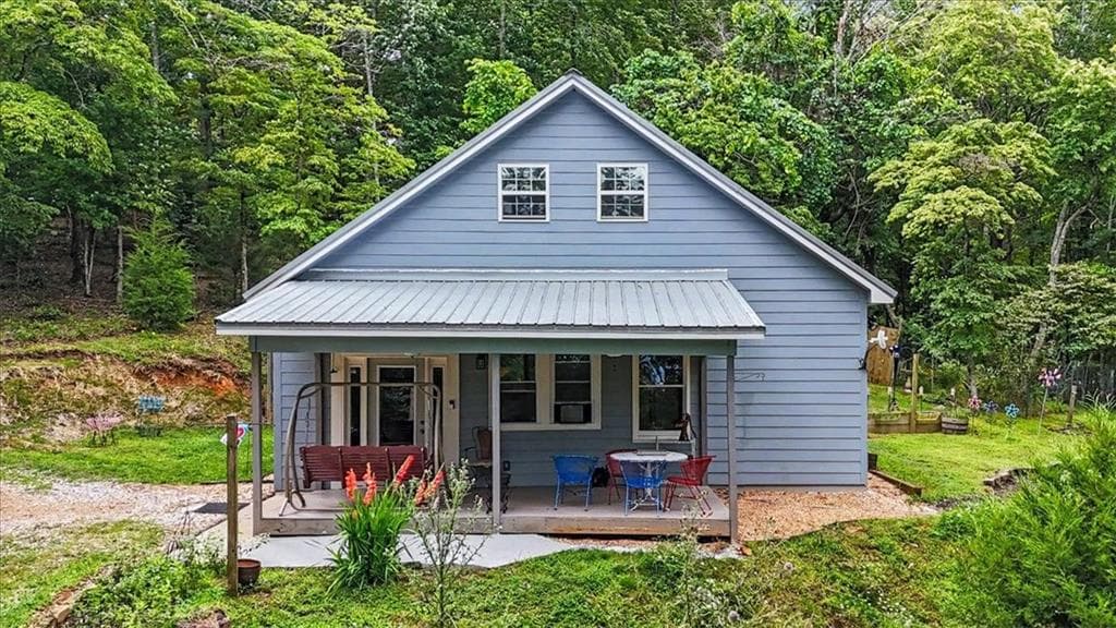 2 bedroom, 1 bathroom, 1,792 sq ft single family residence for sale at 1002 Raccoon Ridge, Ranger, GA 30734