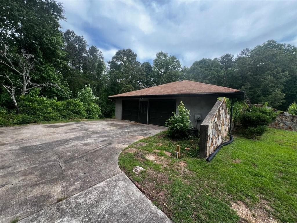 4 bedroom, 3 bathroom, 2,808 sq ft single family residence under contract at 4391 Leola Road, Douglasville, GA 30135 — photo 3