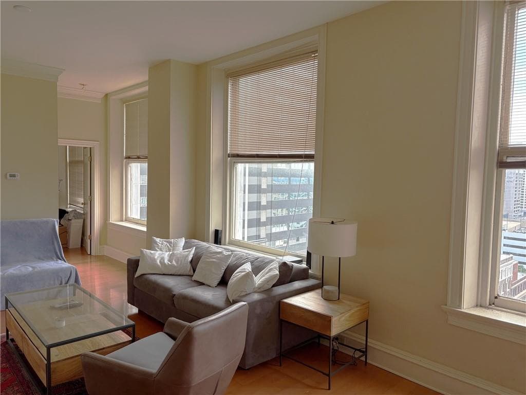 1 bedroom, 2 bathroom, 949 sq ft condominium for sale at 57 Forsyth Street 12F, Atlanta, GA 30303 — photo 10