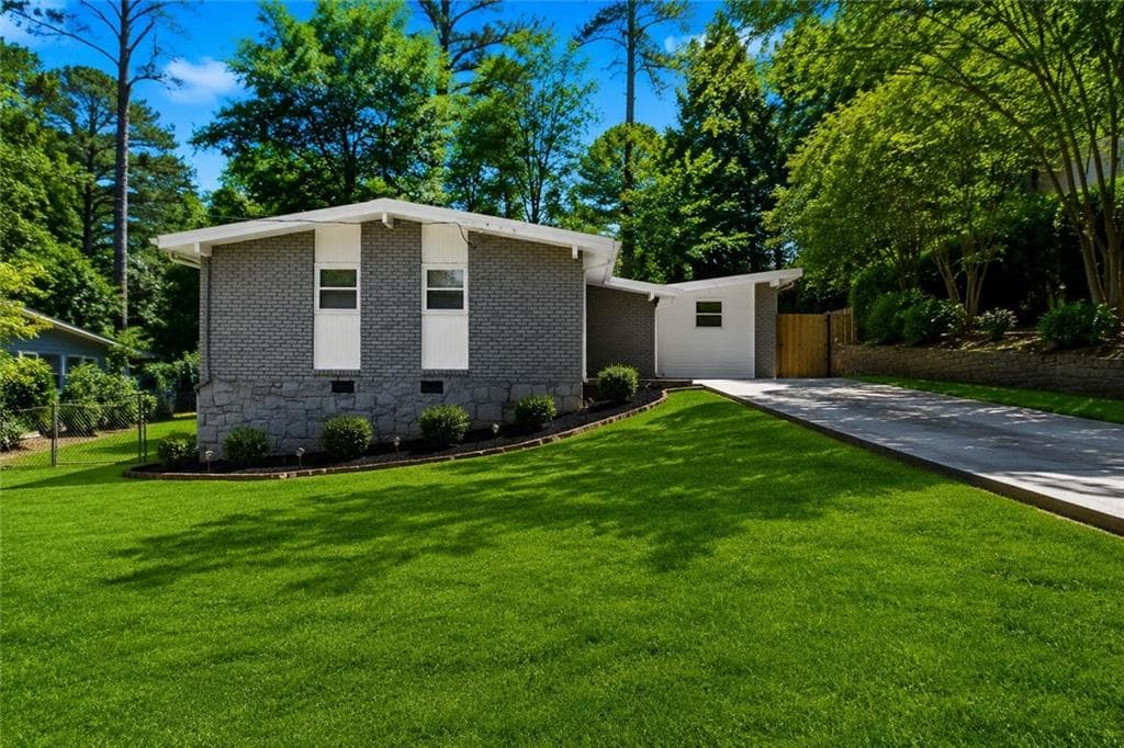 3 bedroom, 2 bathroom, 1,563 sq ft single family residence sold at 2485 Wentworth Drive, Atlanta, GA 30345