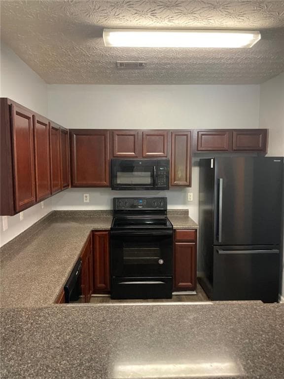 3 bedroom, 3 bathroom townhouse for rent at 6316 Ellenwood Dr, Rex, GA 30273 for $1,700 a month — photo 3