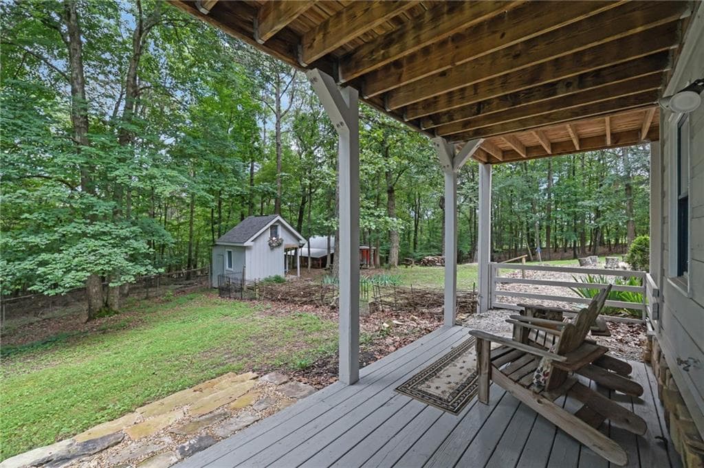 3 bedroom, 3 bathroom, 1,787 sq ft single family residence for sale at 219 Raven Cliff Road, Talking Rock, GA 30175 — photo 2